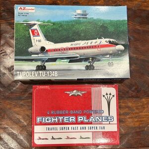 Plastic model airplane Kit and 4 rubber band powered foam airplane toys - NEW